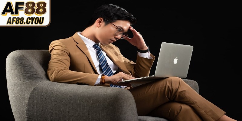 David Hoàng xây dựng được phong cách viết riêng, nổi bật